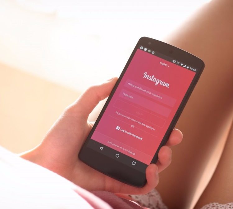 Is Your Smartphone Fueling Your Eating Disorder?